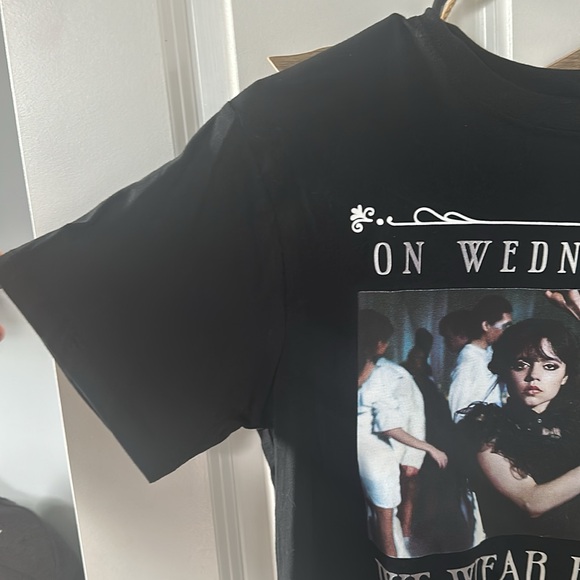 NWT- Wednesday T-Shirt - Picture 3 of 4
